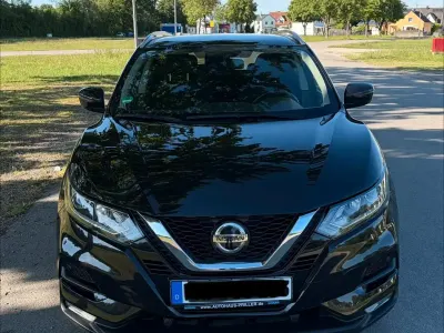 Gebraucht Nissan Qashqai 115 PS (84 kW) 2020 Schwarz SUV