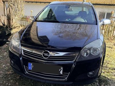 Gebraucht Opel Astra Edition 116 PS (85 kW) 2008 Schwarz Kombi