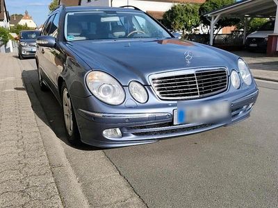 Mercedes E320