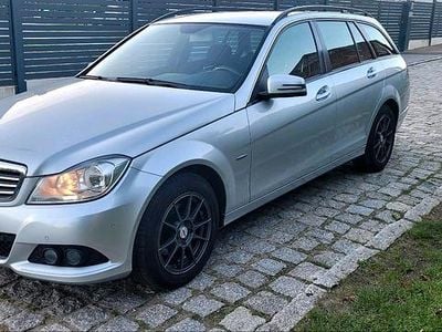 Mercedes C200