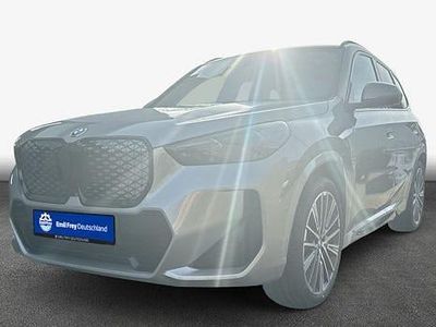 Neu BMW iX1 M Sport 230 kW (313 PS) 2026 Silber SUV