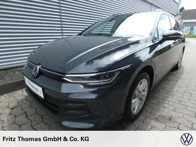 Gebraucht VW Golf VIII Life 116 PS (85 kW) 2024 Uranograu Kombi