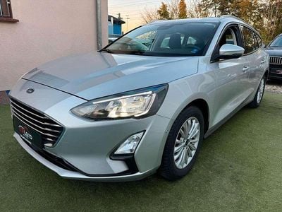Gebraucht Ford Focus Titanium 125 PS (91 kW) 2021 Silber Kombi