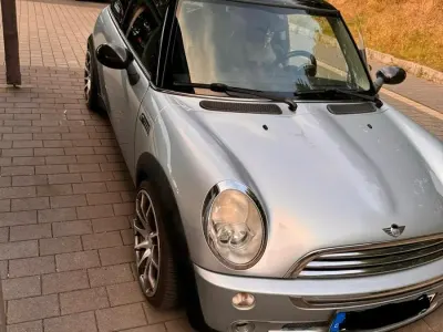 Usata Mini Cooper 115 CV (84 kW) 2005 Grigio Utilitaria