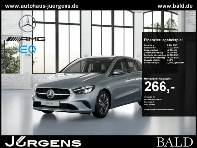 Używany Mercedes B180 Progressive 136 KM (100 kW) 2024 Srebrny Minivan