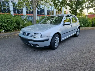 Używany VW Golf III 102 KM (75 kW) 1998 Szary Sedan/Limuzyna