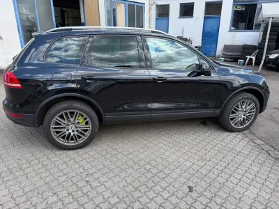 Gebraucht VW Touareg Exclusive 245 PS (180 kW) 2011 Schwarz SUV