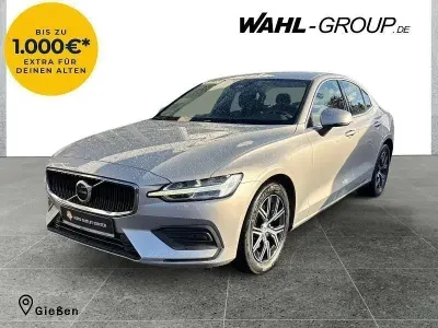Gebraucht Volvo S60 197 PS (144 kW) 2024 Silber Limousine