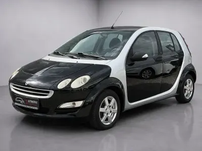 Używany Smart ForFour Basis 75 KM (55 kW) 2005 Srebrny Hatchback