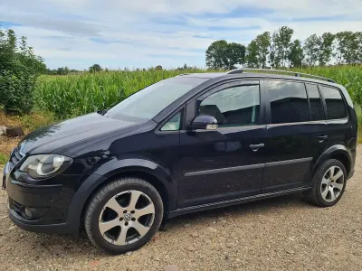 Gebraucht VW Touran Cross 105 PS (77 kW) 2007 Schwarz Van / Kleinbus