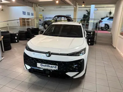 Nuova VW T-Roc R-line 150 CV (110 kW) 2026 Bianco SUV