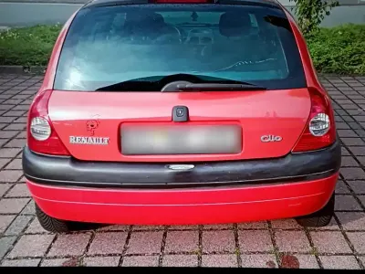 Gebraucht Renault Clio II 58 PS (42 kW) 2000 Rot Kleinwagen