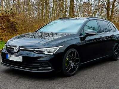 Gebraucht VW Golf VII Style 150 PS (110 kW) 2020 Schwarz Kombi