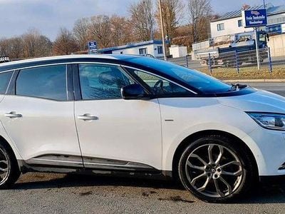 Gebraucht Renault Grand Scénic IV Bose Edition 163 PS (119 kW) 2018 Weiß Van / Kleinbus