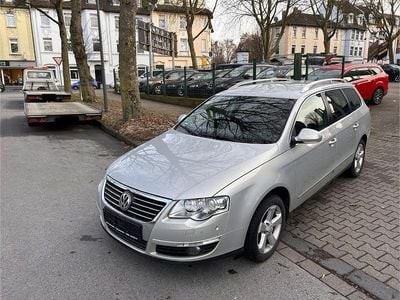 Gold Gebraucht 2009 VW Passat Highline Kombi | 4.950 € (Fairer Preis)