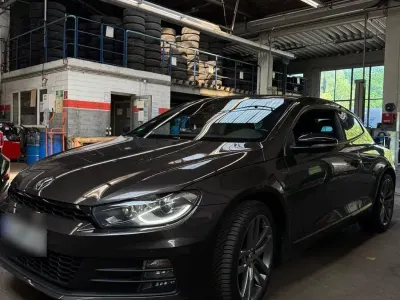 Gebraucht VW Scirocco CLUB 125 PS (91 kW) 2015 Braun Coupé