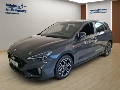 Neu Hyundai i30 N Line 150 PS (110 kW) 2026 Grau Limousine