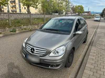 Używany Mercedes B200 140 KM (102 kW) 2005 Szary Minivan