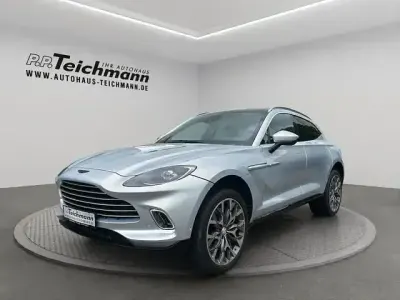 Gebraucht Aston Martin DBX 551 PS (405 kW) 2022 Silber SUV