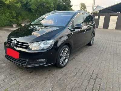 Gebraucht VW Sharan Life 140 PS (102 kW) 2014 Schwarz Van / Kleinbus