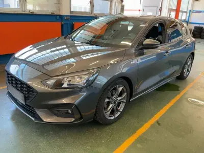 Gebraucht Ford Focus ST-Line 150 PS (110 kW) 2018 Grau Limousine