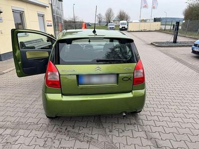 Gebraucht Citroën C2 73 PS (53 kW) 2005 Grün Kleinwagen