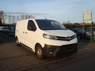 Weiß Gebraucht 2017 Toyota Proace Van / Kleinbus | 10.800 € (Guter Preis)