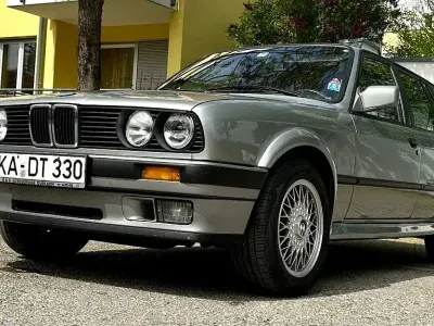 Gebraucht BMW 325 170 PS (125 kW) 1988 Silber Limousine