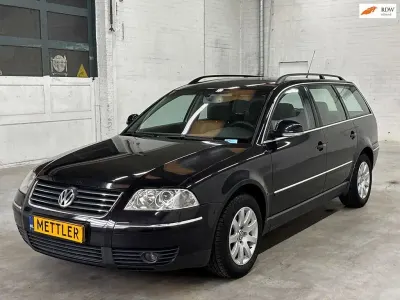 Gebraucht VW Passat 131 PS (96 kW) 2004 Schwarz Kombi