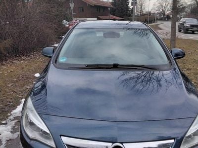 Blau Gebraucht 2011 Opel Astra Edition Limousine | 2.480 € (Guter Preis)