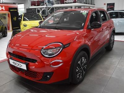 Gebraucht Fiat 600E Red 114 kW (156 PS) 2024 Rot SUV