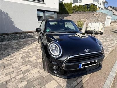 Second-hand Mini One Cabriolet 102 CP (75 kW) 2020 Negru Cabrio