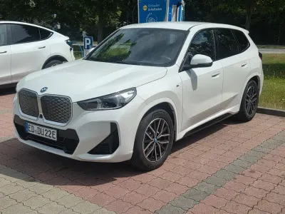 Gebraucht BMW iX1 M Sport 230 kW (313 PS) 2025 Weiß SUV