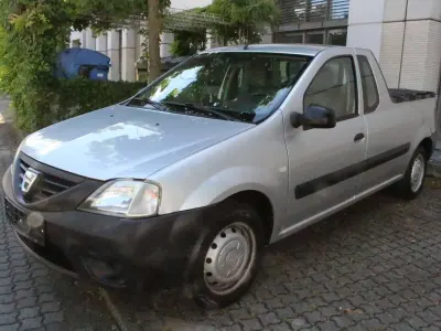 Gebraucht Dacia Pick up Ambiance 88 PS (64 kW) 2012 Silber Pickup
