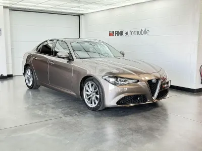 Gebraucht Alfa Romeo Giulia Super 179 PS (131 kW) 2017 Grau Limousine