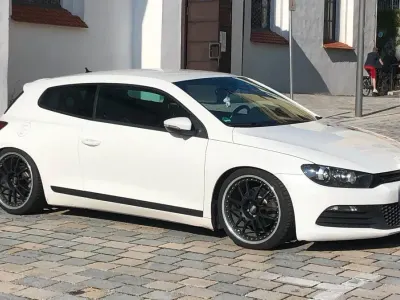 Gebraucht VW Scirocco 160 PS (117 kW) 2010 Weiß Coupé