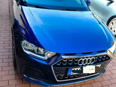 Gebraucht Audi A1 Sportback Advanced 95 PS (69 kW) 2024 Blau Kleinwagen