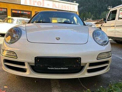 Porsche 911 Carrera