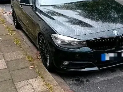 Gebraucht BMW 320 Gran Turismo 190 PS (139 kW) 2015 Schwarz Limousine