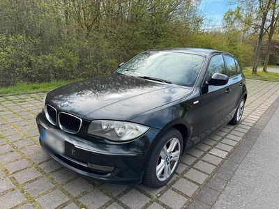 Gebraucht BMW 116 116 PS (85 kW) 2010 Schwarz Kleinwagen
