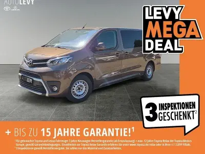 Gebraucht Toyota Proace Verso 121 PS (88 kW) 2019 Brown rich oak (metallic) Kombi