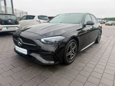 Gebraucht Mercedes C180 AMG line 170 PS (125 kW) 2025 Schwarz Limousine