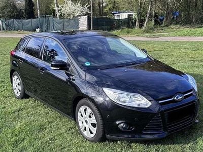 Gebraucht Ford Focus 101 PS (74 kW) 2014 Limousine