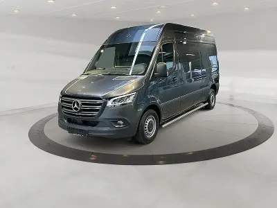 Gebraucht Mercedes Sprinter 150 PS (110 kW) 2023 Tenoritgrau metallic Van