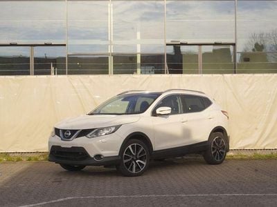 Gebraucht Nissan Qashqai Tekna 116 PS (85 kW) 2016 Weiß SUV