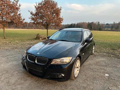 Gebraucht BMW 325 M Sport 204 PS (150 kW) 2011 Schwarz Kombi