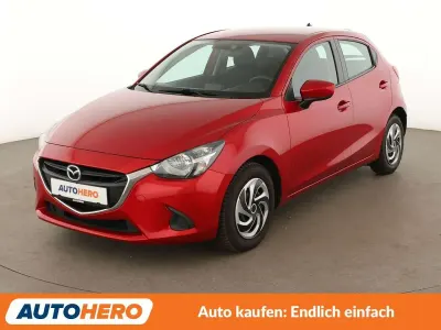 Gebraucht Mazda 2 Center-Line 75 PS (55 kW) 2016 Soul red Limousine
