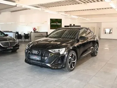 Gebraucht Audi e-tron Sportback S-Line 230 kW (313 PS) 2022 Schwarz SUV