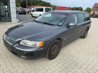Gebraucht Volvo V70 Summum 170 PS (125 kW) 2004 Grau metallic Kombi