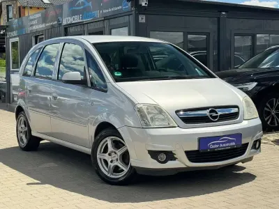Gebraucht Opel Meriva 105 PS (77 kW) 2008 Starsilber iii m2 Van / Kleinbus